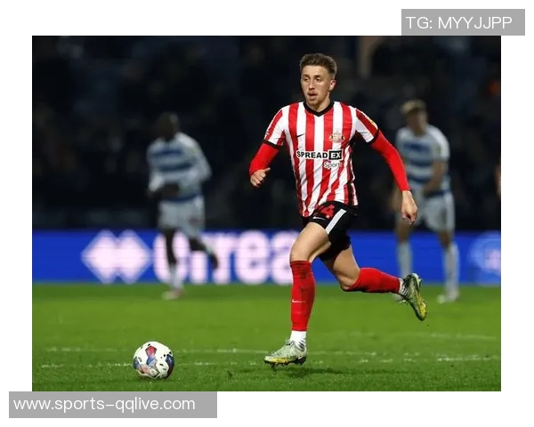 英格兰队今日训练迎来U20小将莱西塞缪尔坎贝尔三位新星加入 英格兰队今日训练迎来U20小将莱西塞缪尔坎贝尔三位新星加入