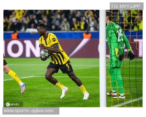 多特蒙德与RB莱比锡上半场战成平局扬库托进球吉拉西助攻