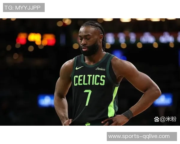 杰伦布朗赞沃尔什表现出色防守与关键投篮双双奏效