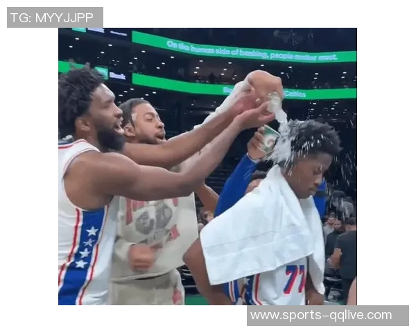 76人探花埃奇库姆表现亮眼13中4贡献全面数据助球队大胜